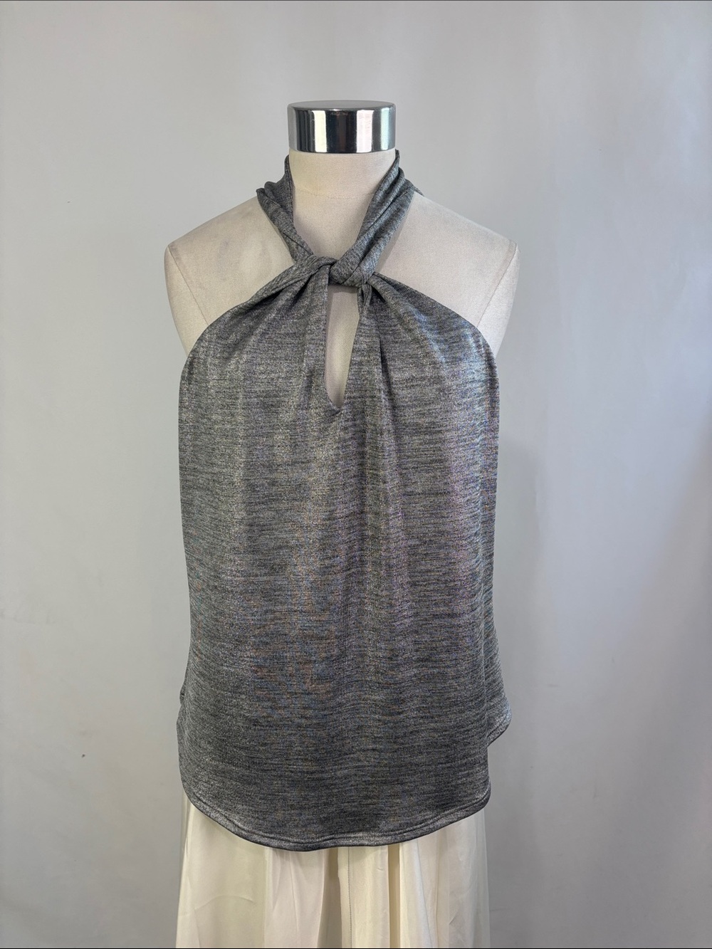 NWT VERONICA M SILVER SHIMMER KNOT FRONT TANK TOP